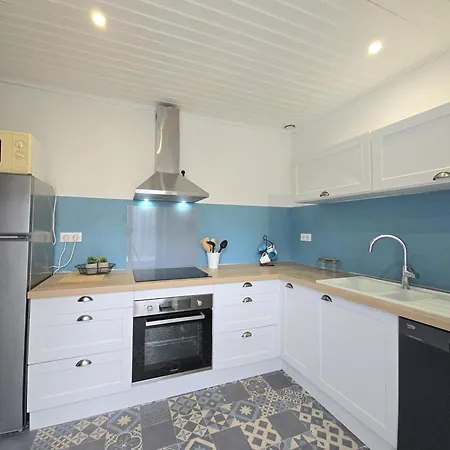 Maison Spacieuse Perigord Pourpre Avec Piscine Partagee - Fr-1-616-498 * Monsaguel