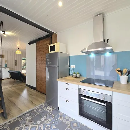 Maison Spacieuse Périgord Pourpre Avec Piscine Partagée - Fr-1-616-498 Casa di campagna